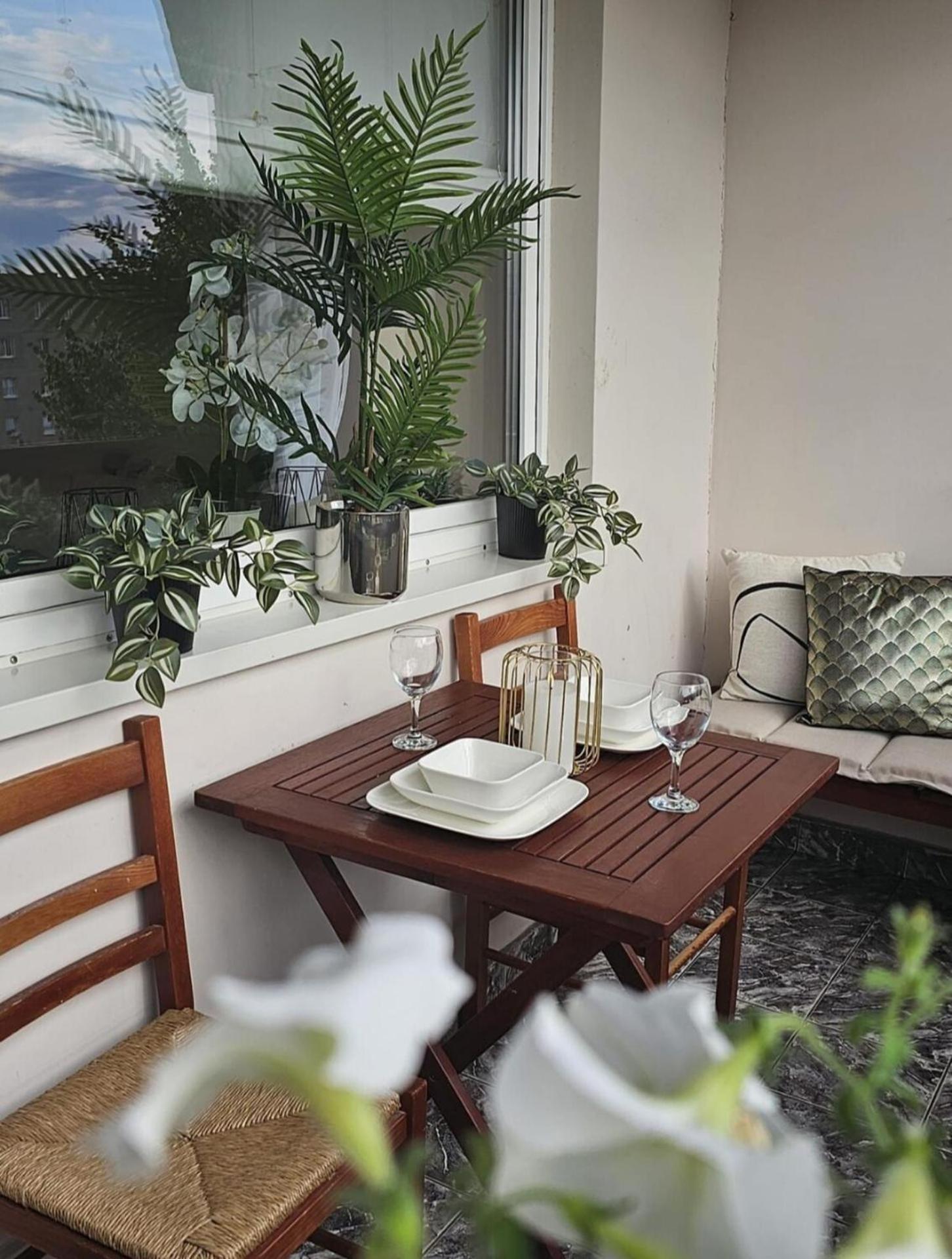 Apartment In Zyrardow 10Min To Suntago Экстерьер фото