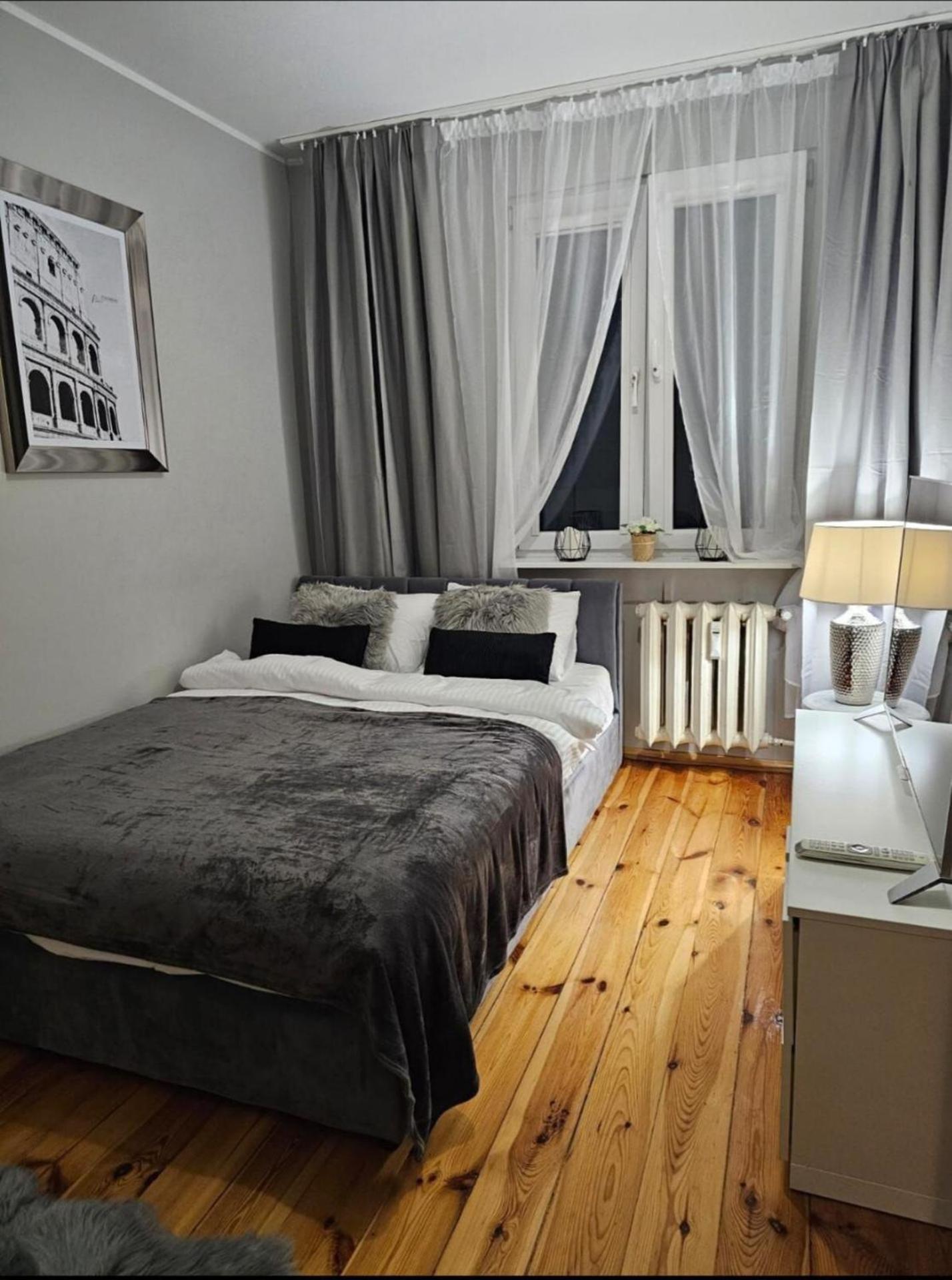 Apartment In Zyrardow 10Min To Suntago Экстерьер фото